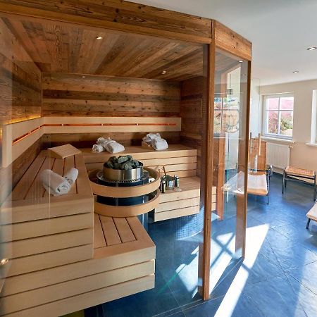 Villa "To Hus" In Sellin - Appartement 02 Mit Kamin Und Balkon Екстериор снимка